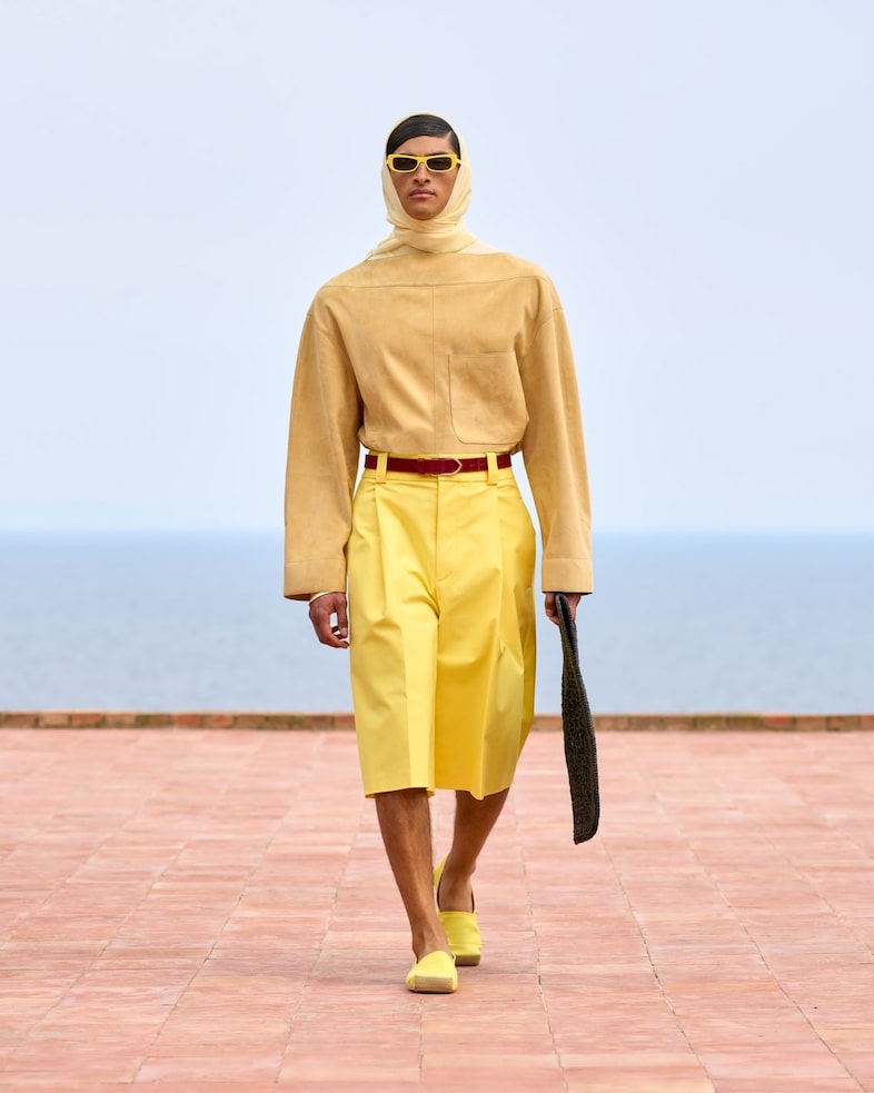 Jacquemus La Casa Capri Jennie Blackpink 14