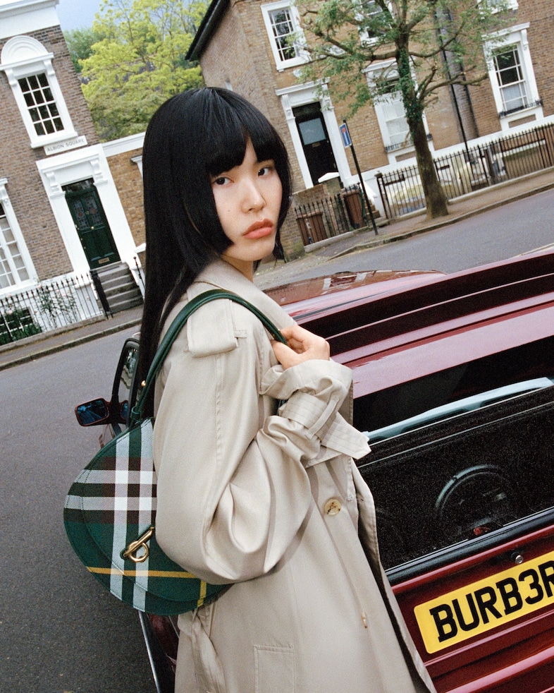 0007921-R1-26-27A_4X5_sRGB 0