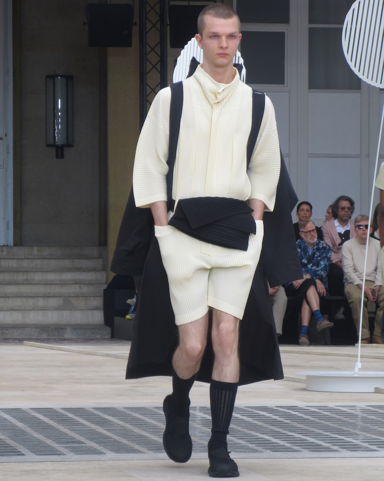 Homme Pliss&#233; Issey Miyake SS25 27