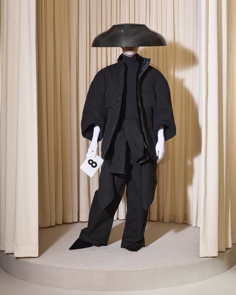 Balenciaga couture AW24 7