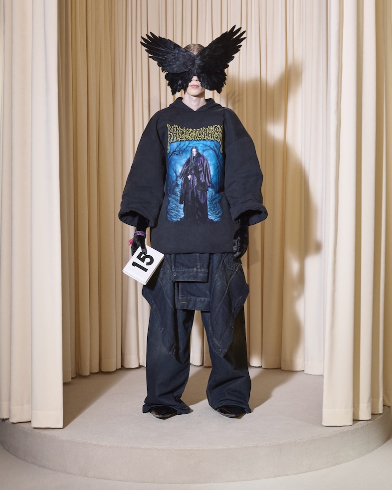 Balenciaga couture AW24 14