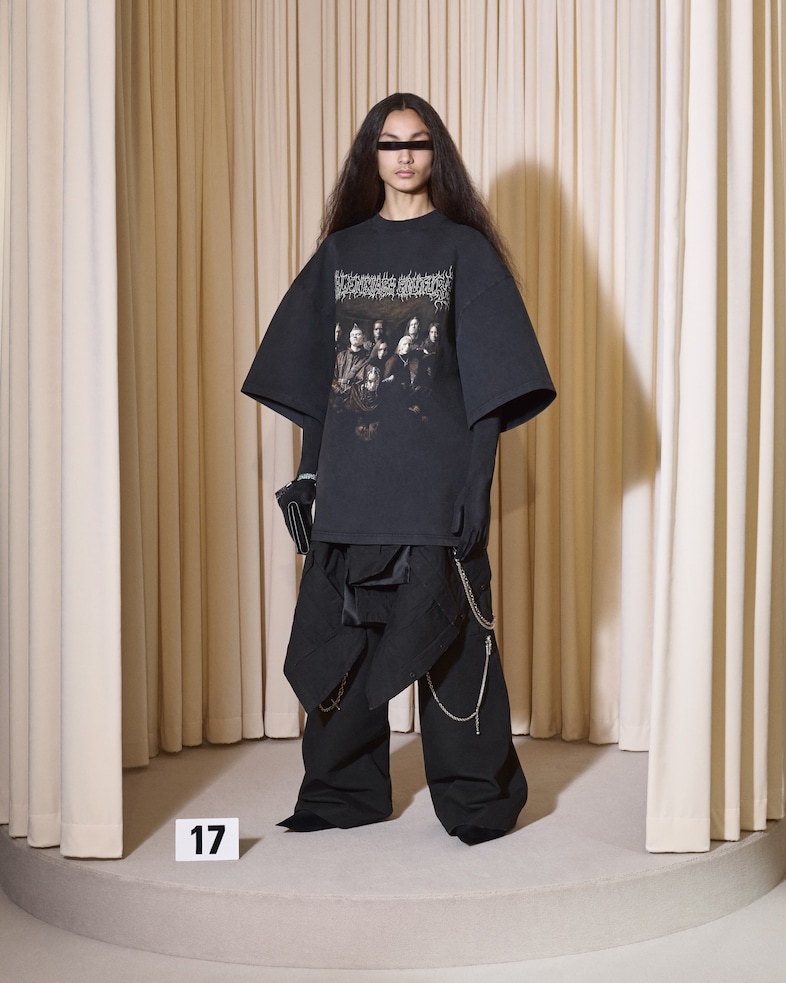 Balenciaga couture AW24 16