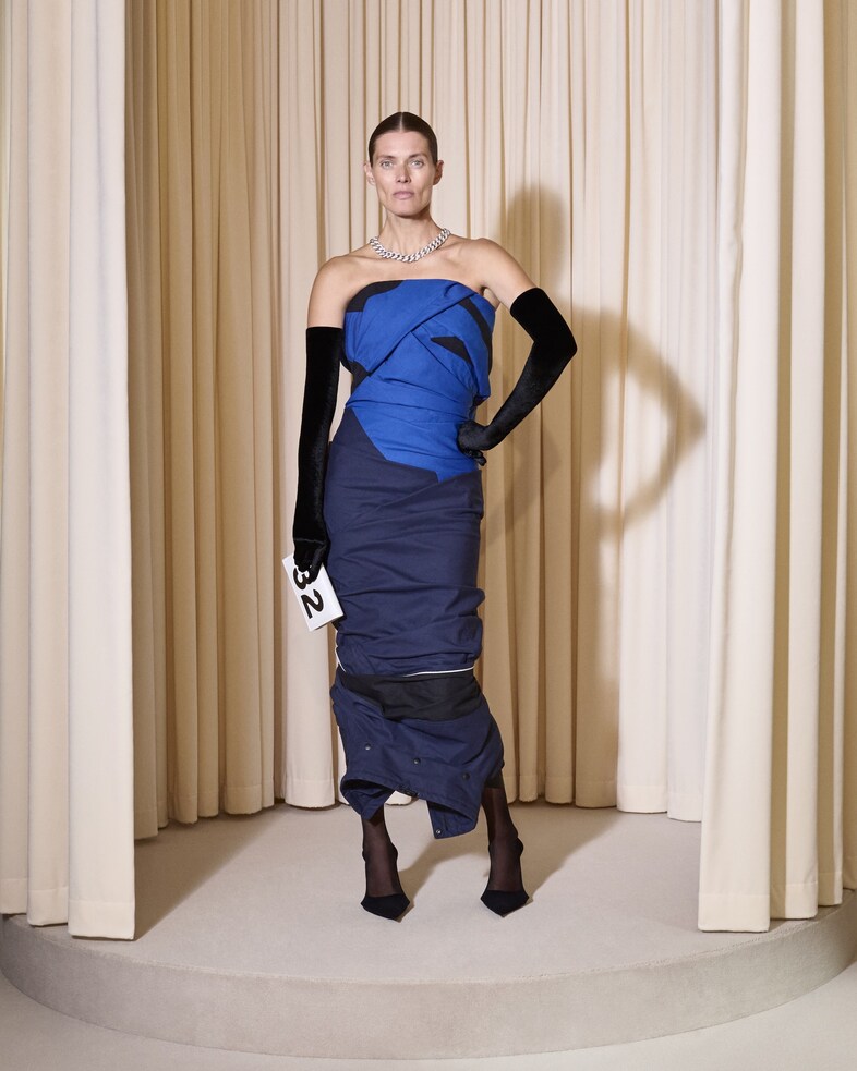 Balenciaga couture AW24 30