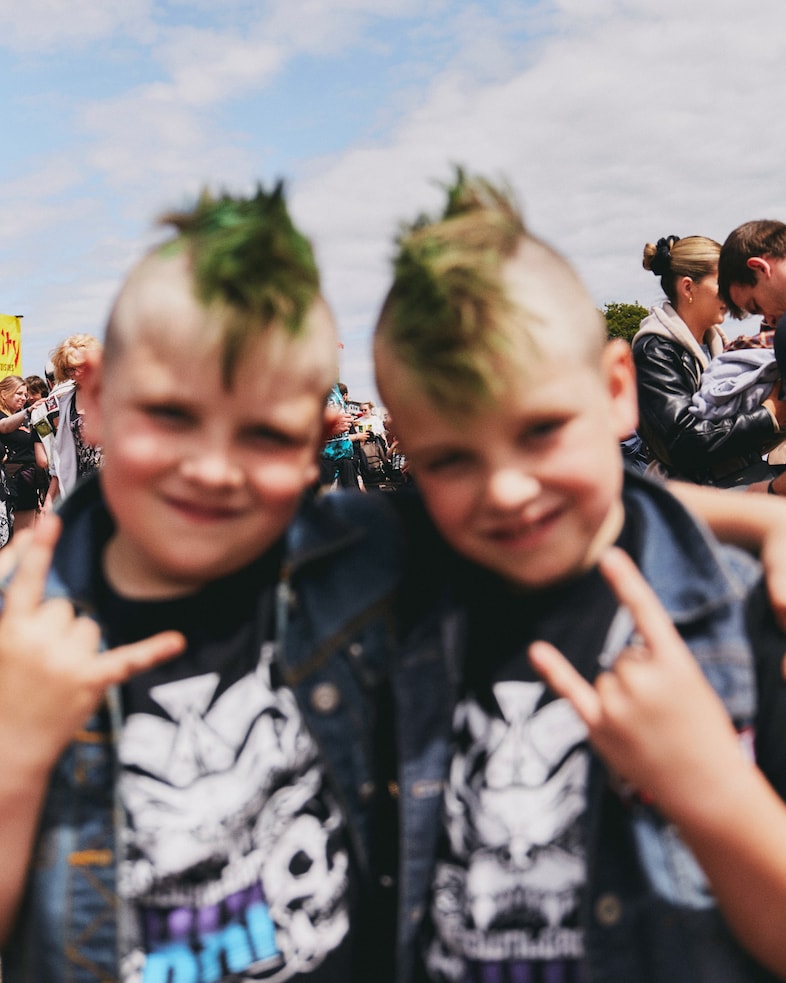 19_CAITLIN_CHESCOE_240616_DOWNLOAD_FESTIVAL_1259 20
