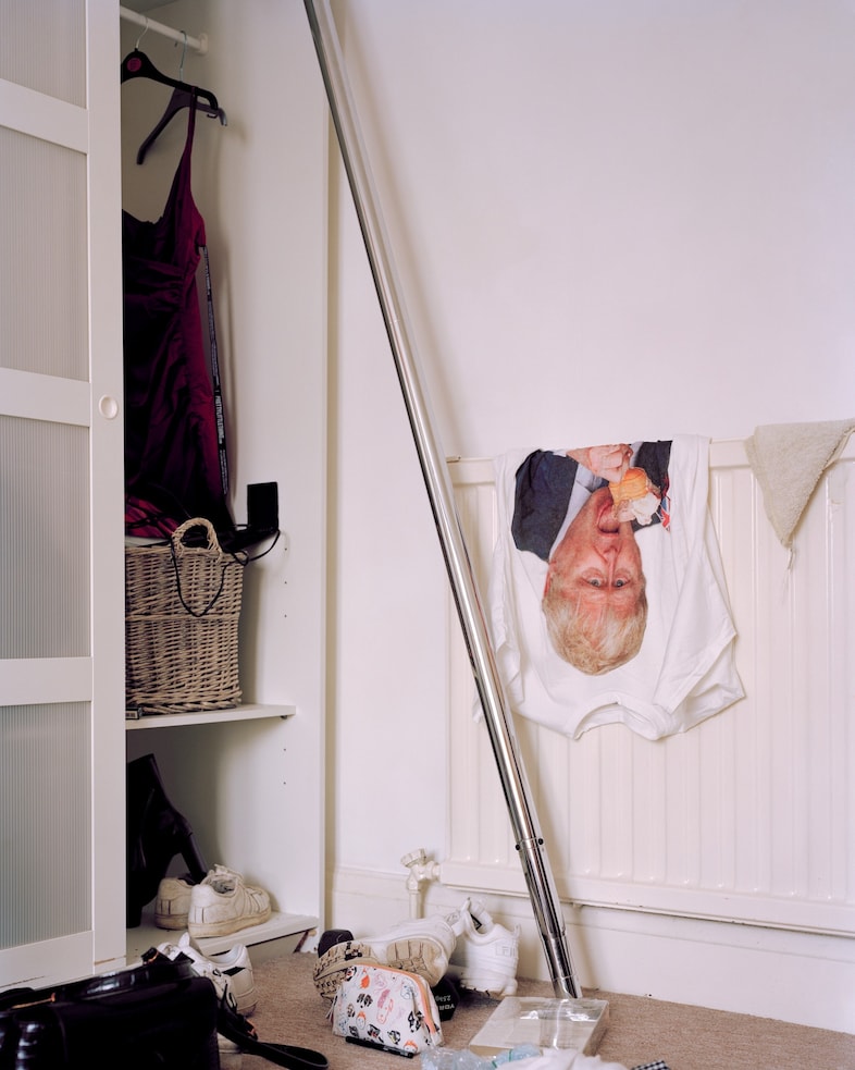 Kate Schultze, Mind the gap, luv (2024) 5