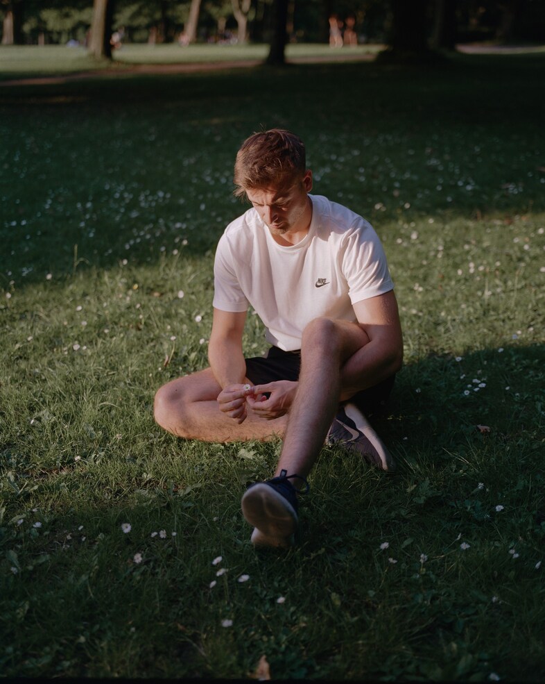 Kate Schultze, Mind the gap, luv (2024) 18