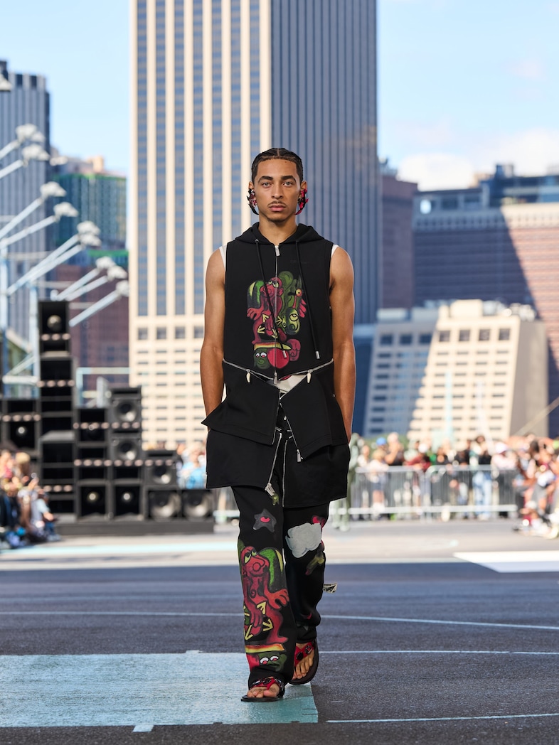 OFF-WHITE SS25 LOOK 1 Ib Kamara