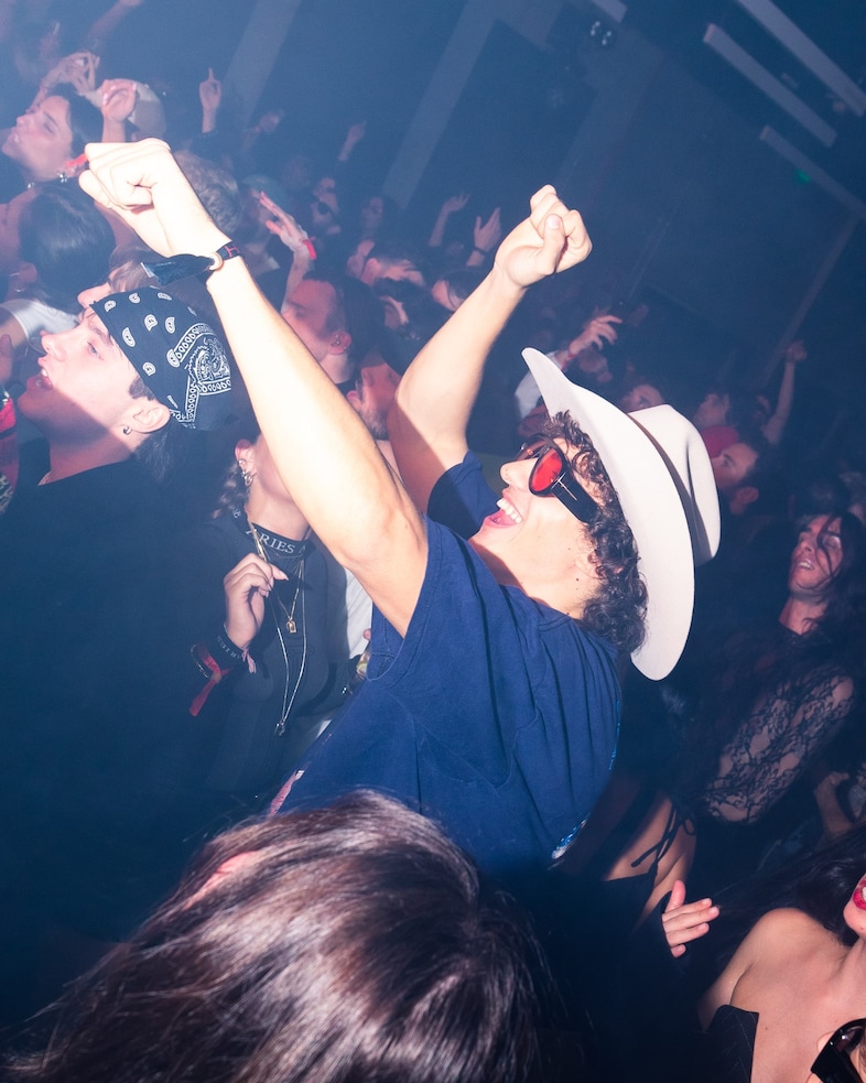 h&amp;m milan fashion week party romy chloe caillet 14