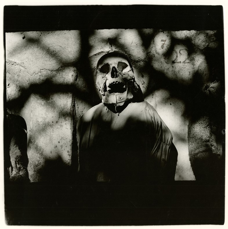 Peter Hujar, Catacomb Palermo (1963)