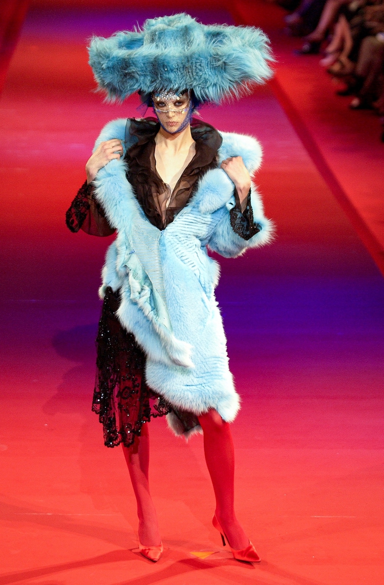 Christian Lacroix couture AW02