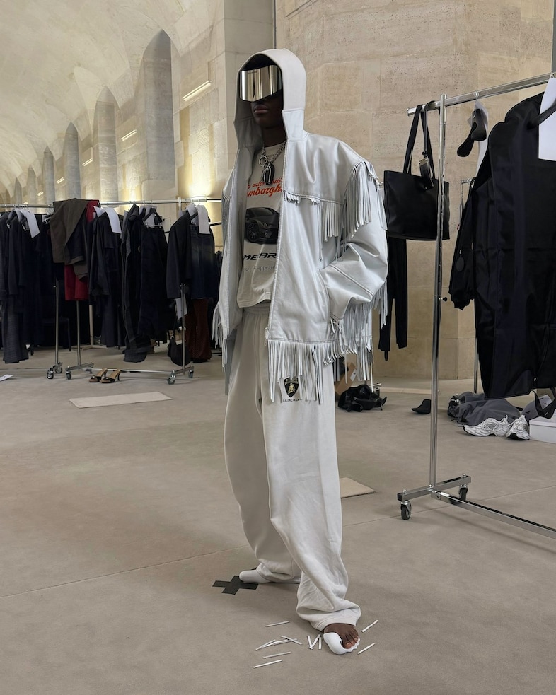 Balenciaga Fall 25 collection cookbook 11