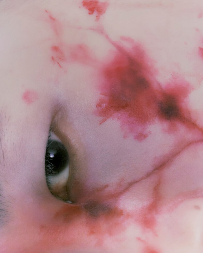 Photography Ana Marti and make-up Simone Gammino 14