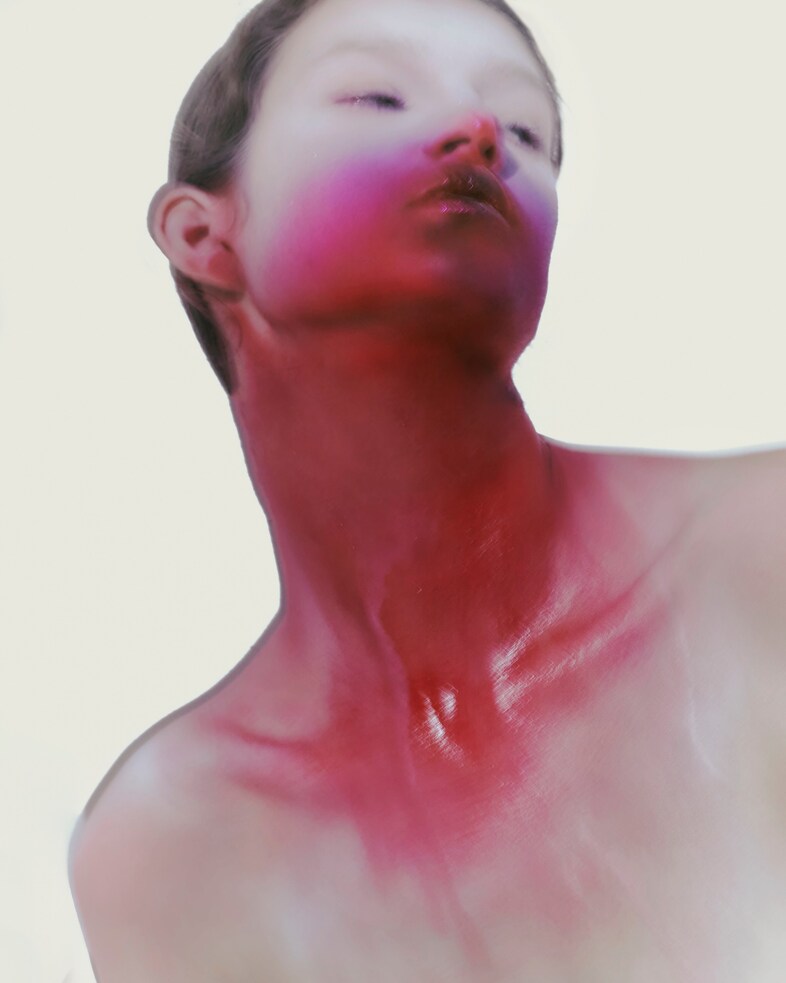 Photography Ana Marti and make-up Simone Gammino 17