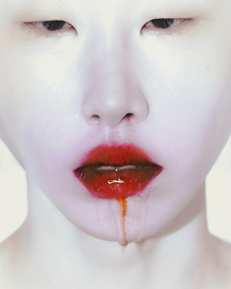 Photography Ana Marti and make-up Simone Gammino 21