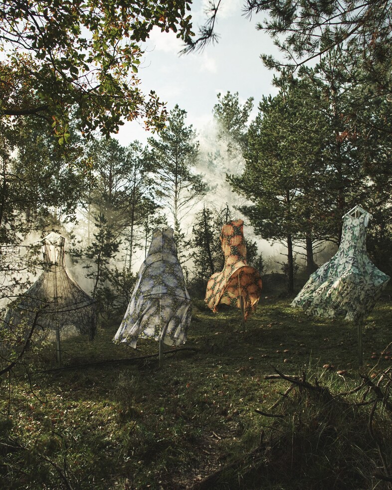 Loewe SS25 campaign 15