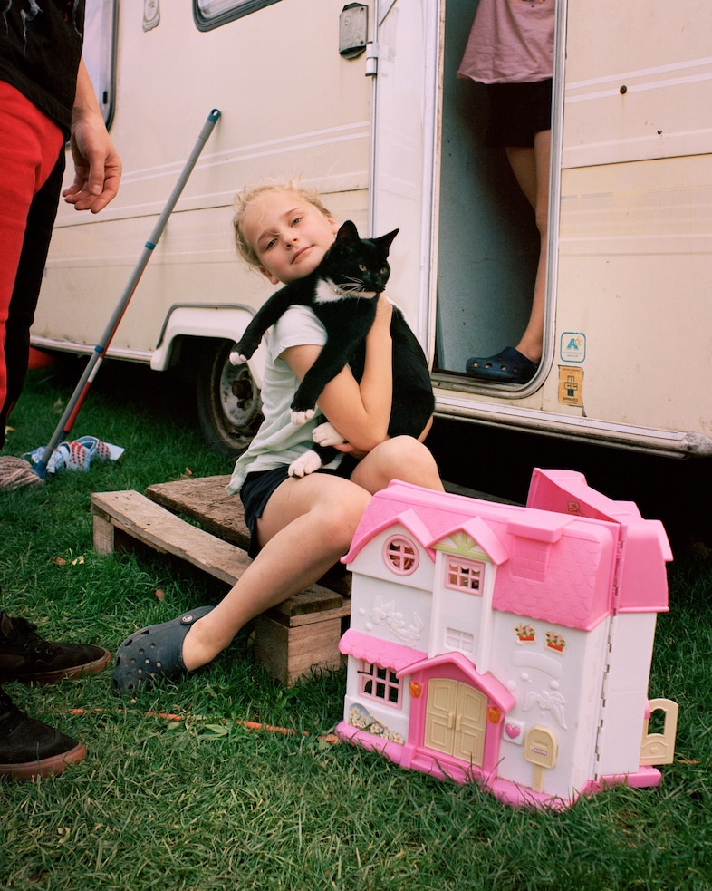 Keiran Perry, Smoke Filled Mirror 26