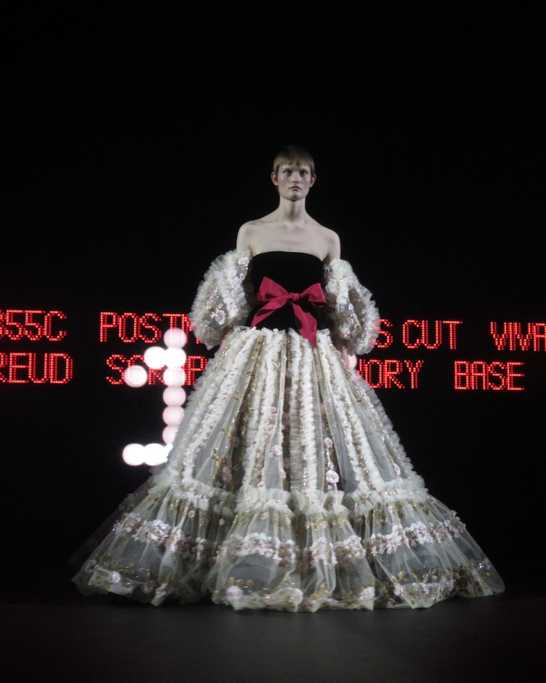 Valentino SS25 couture 9
