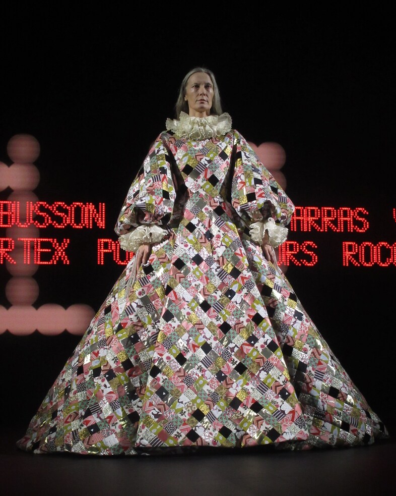 Valentino SS25 couture 16