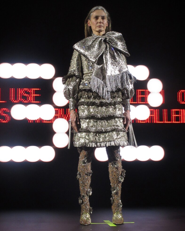 Valentino SS25 couture 35