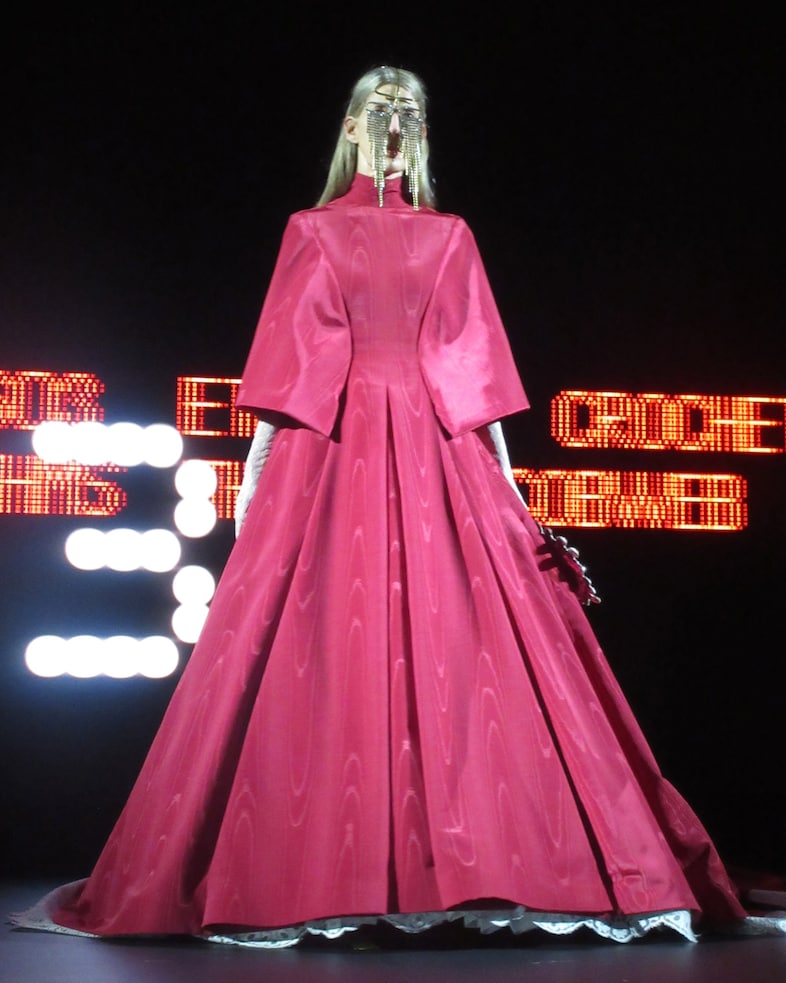 Valentino SS25 couture 38