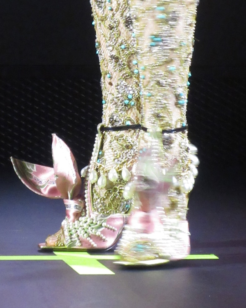 Valentino SS25 couture 49