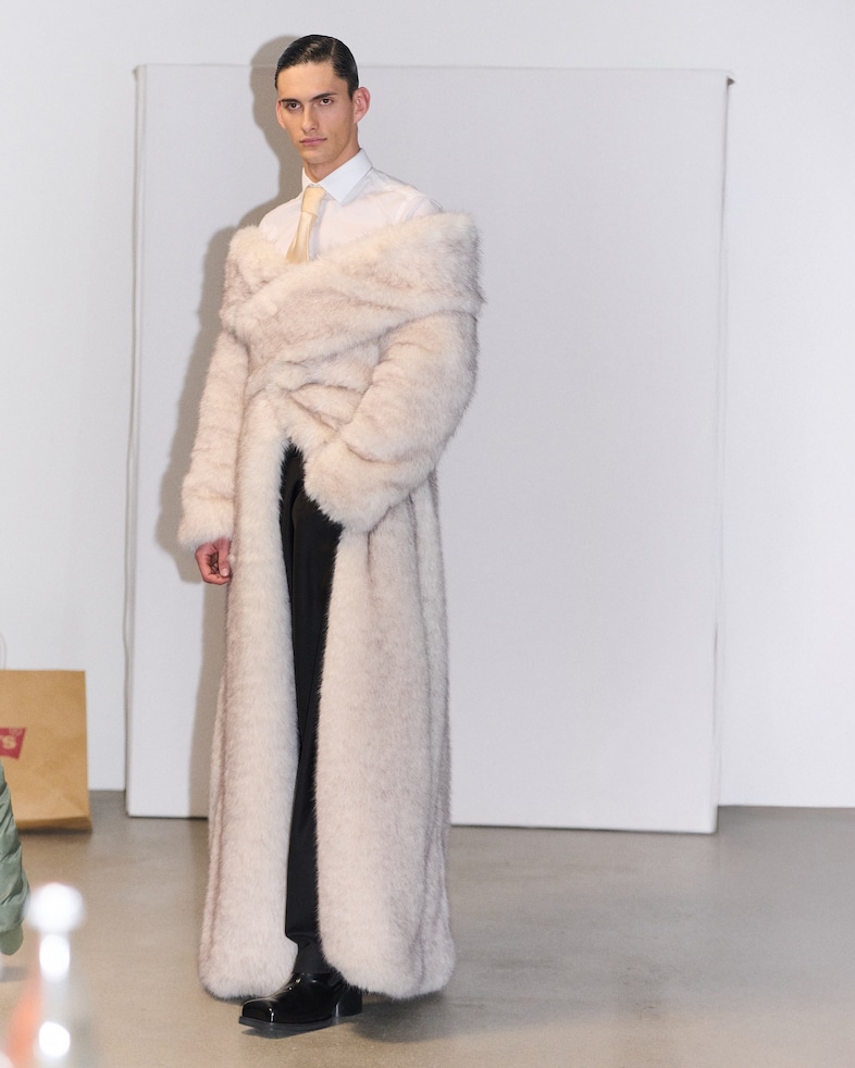 GmbH AW25