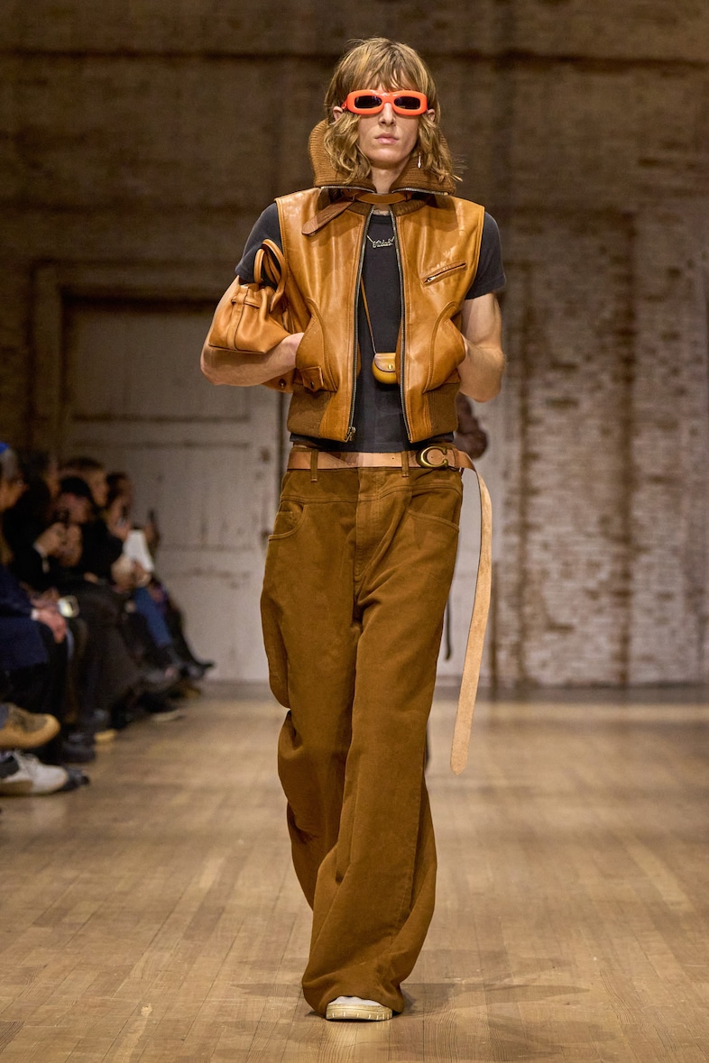 Coach AW25