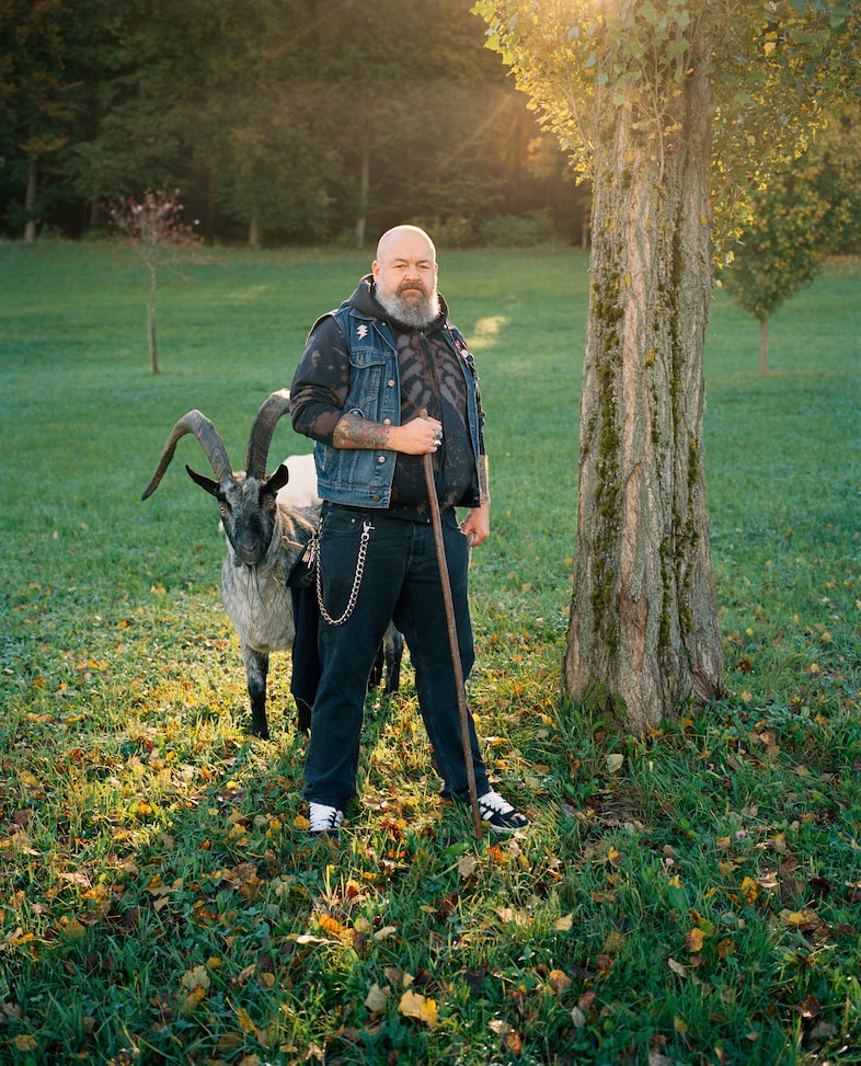 Home is a Foreign Place, Sandra Knecht (2024) 5