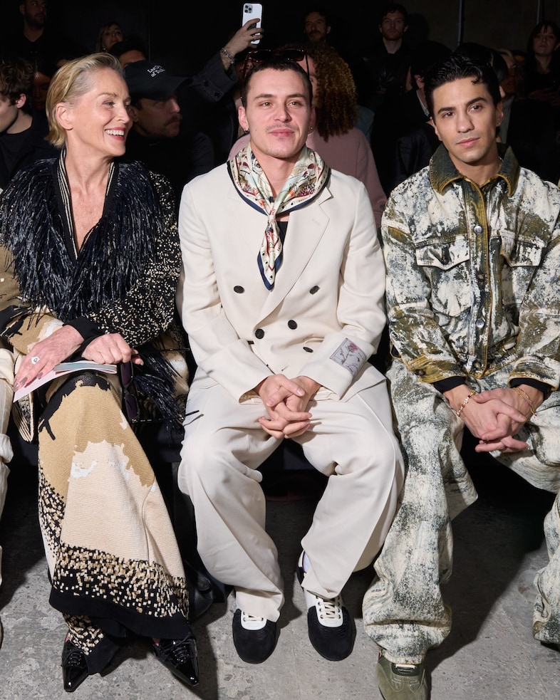 FRONTROW_SHARON STONE, ARON PIPER, TEDUA (2)