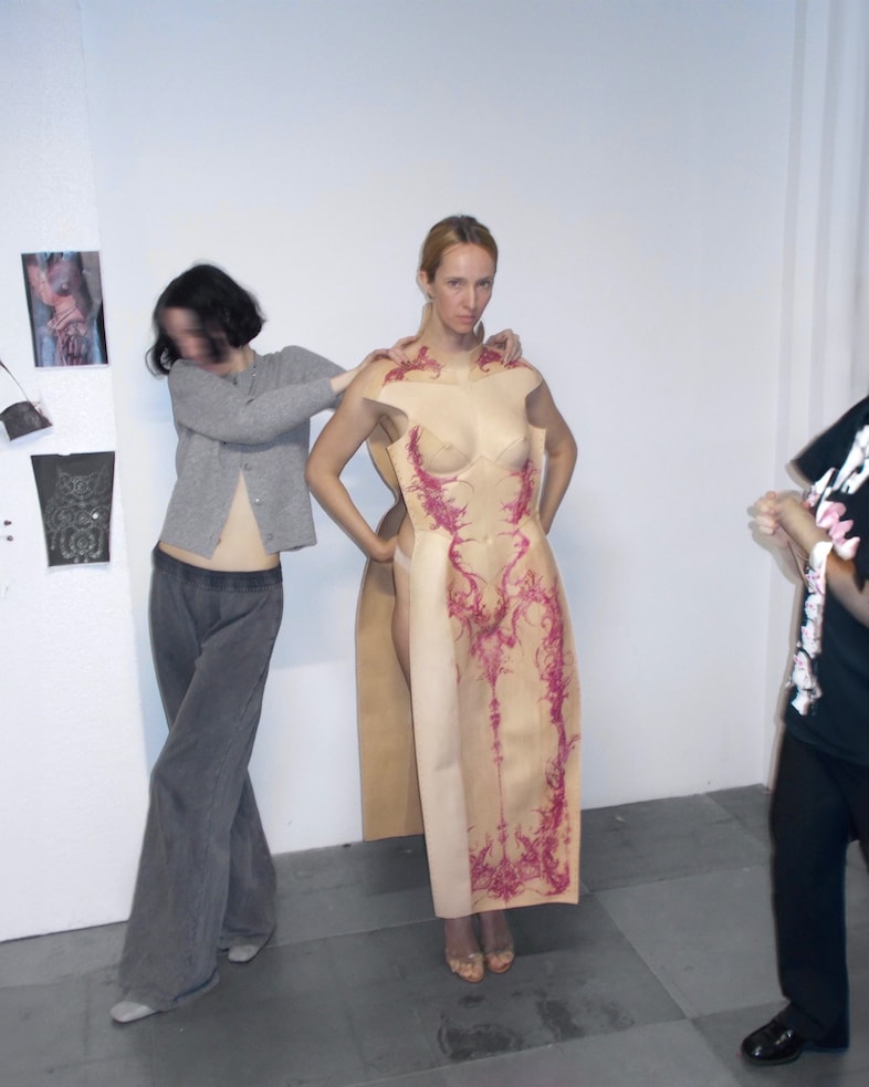Jonah Slater and BTS of the Dilara Findikoğlu’s AW25 dress 0