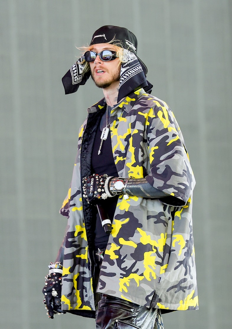 Coachella 2025 festival fashion