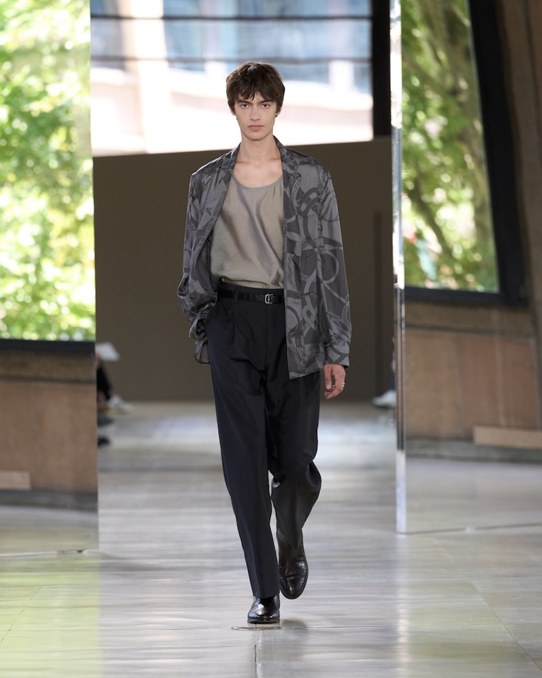 Herm&#232;s SS26 men&#39;s 43