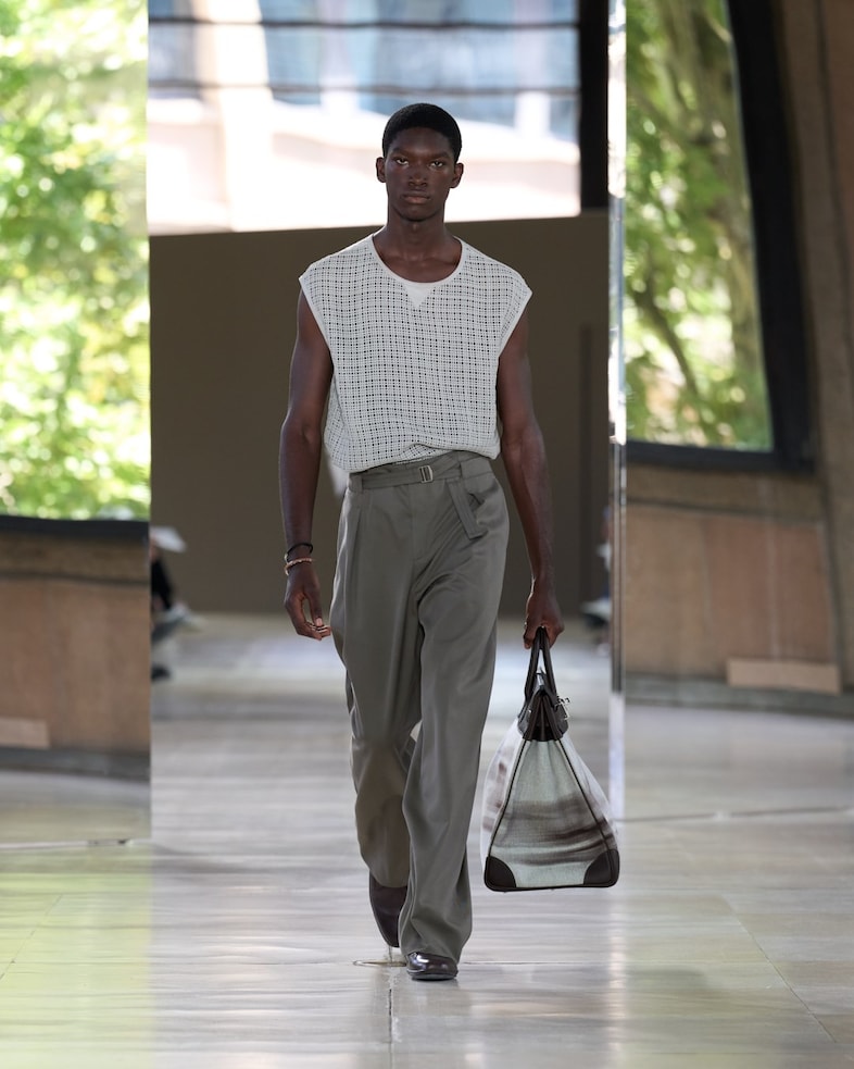 Herm&#232;s SS26 men&#39;s 37