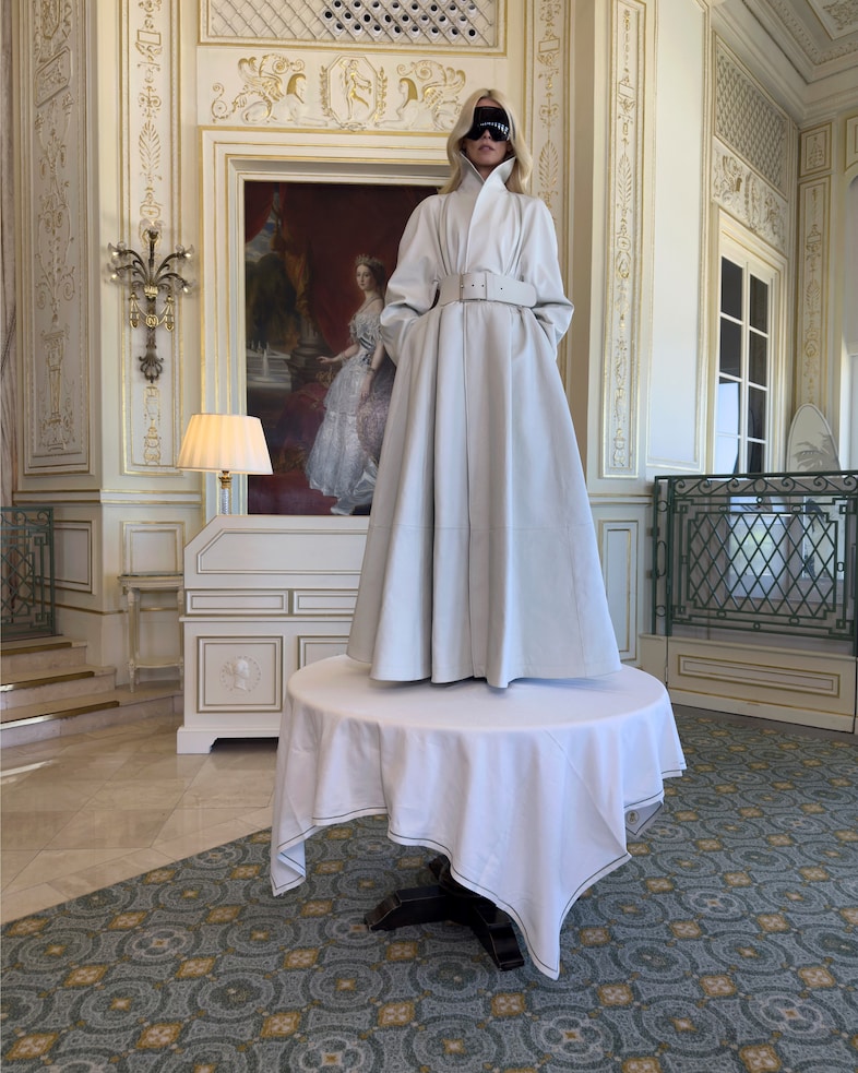 Balenciaga AW25 camapign 31