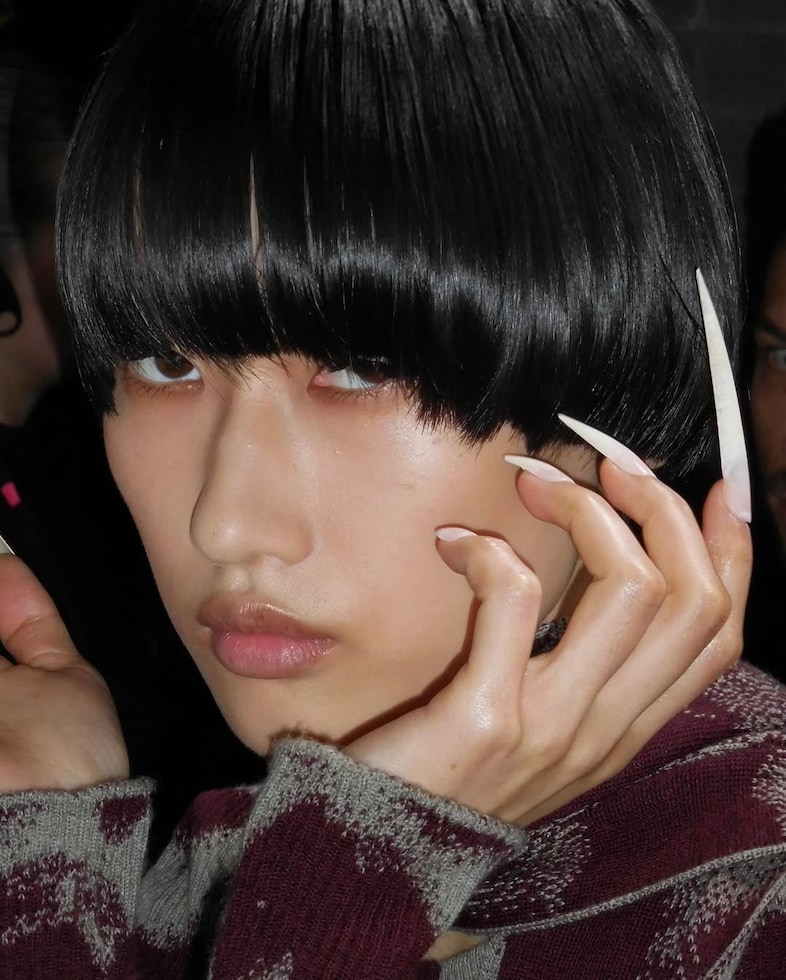  Angel My Linh, nail artist 16