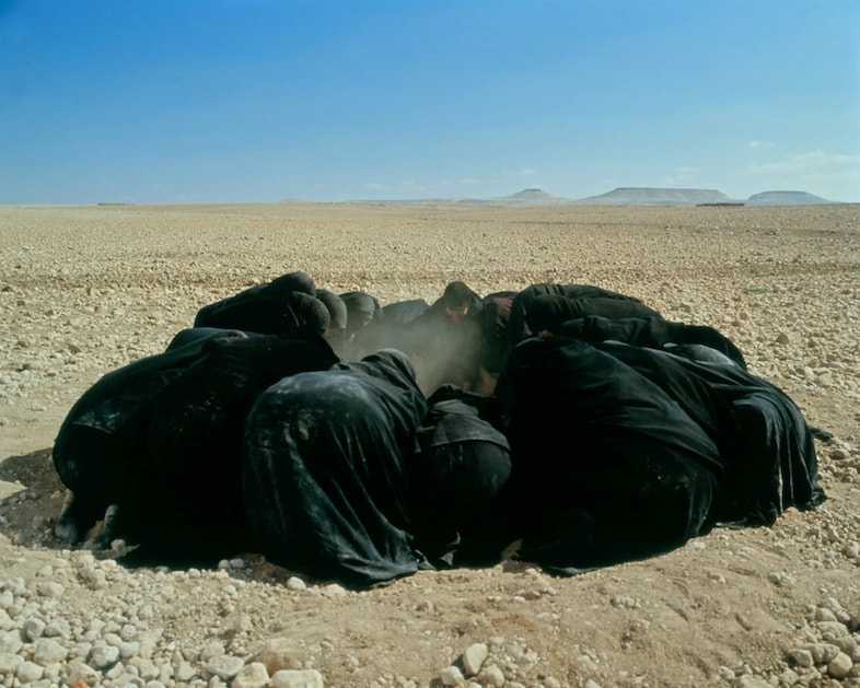 Shirin Neshat, Passage (2001)