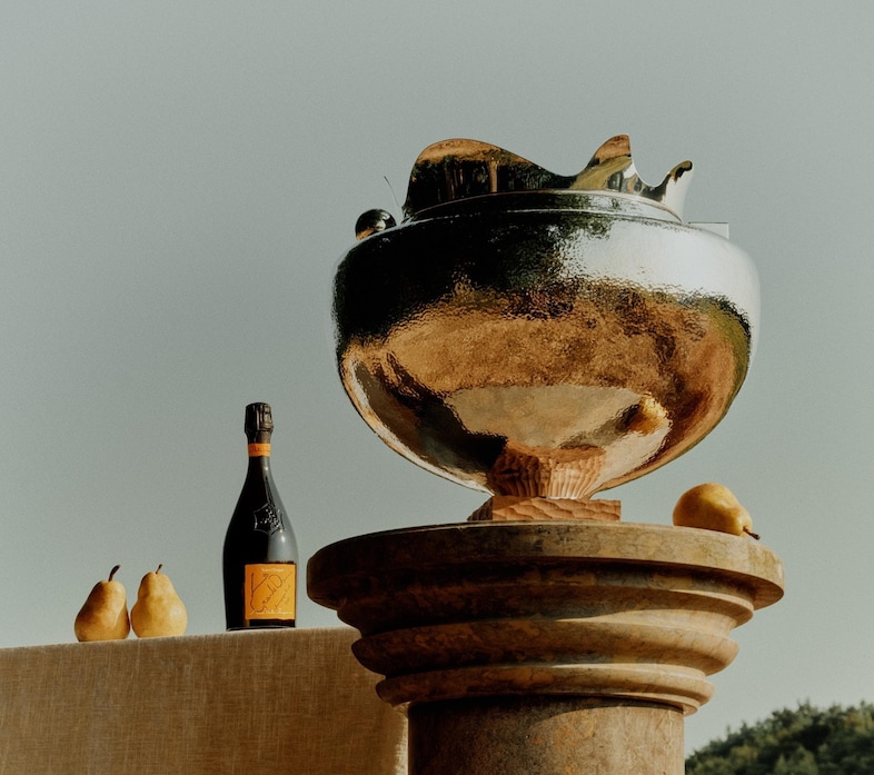 Veuve Clicquot x Simon Porte Jacquemus