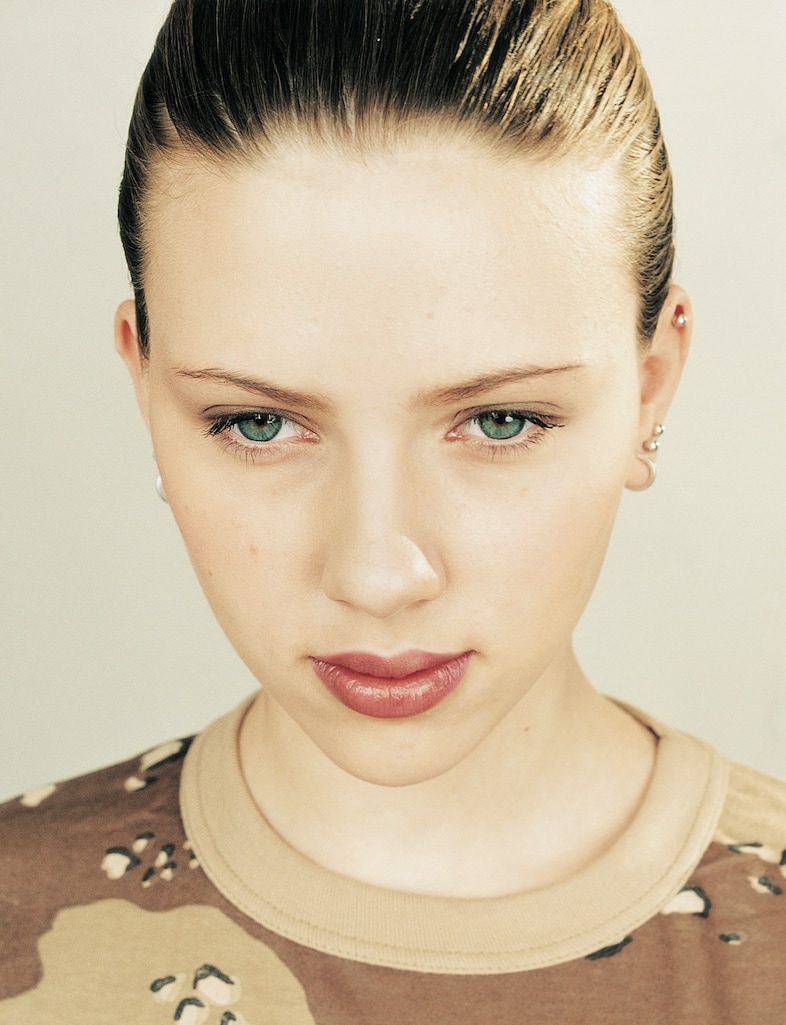 2001 Scarlett Johansson photo by Leeta Harding 10