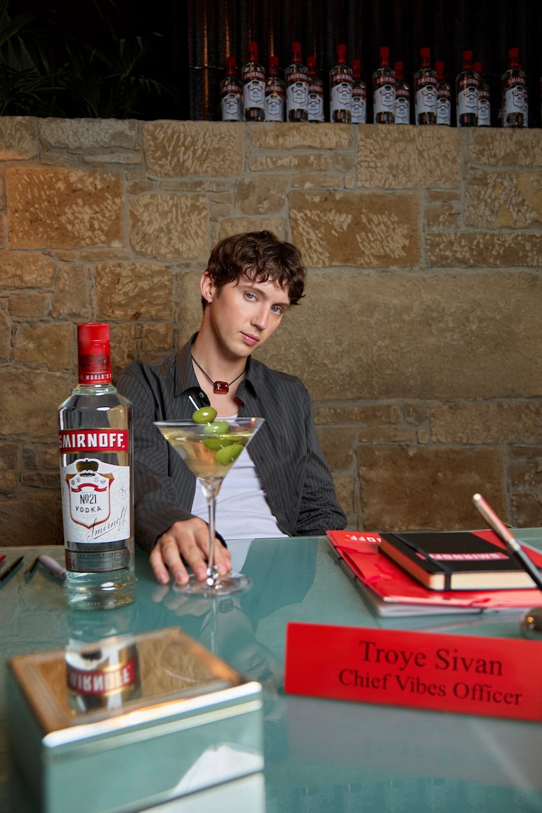 Troye Sivan x Smirnoff, Vibes HQ