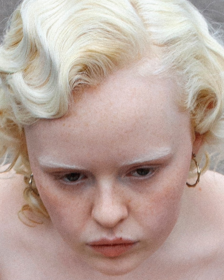Guen Fiore, Echo, photo book, adolescence, portraits 6
