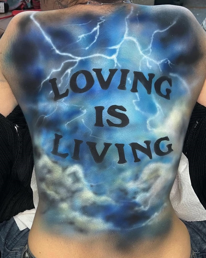 Community: Mia Violet 9