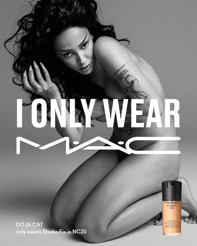 MAC Cosmetics Foundation 10