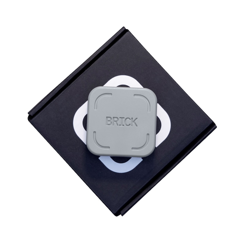 03 Brick on Packaging (1)