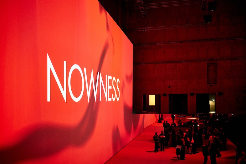 DAZED-GrandPalaisImmersif-Paris-121125-_SzymonStep