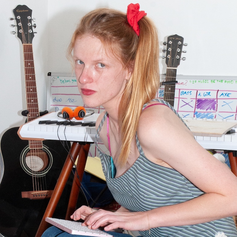 CROPPED_AUDREY HOBERT