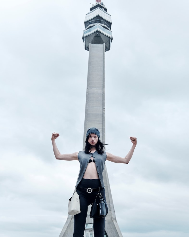 SS26_26.01_Sightseeing_Campaign_Feed_6 0