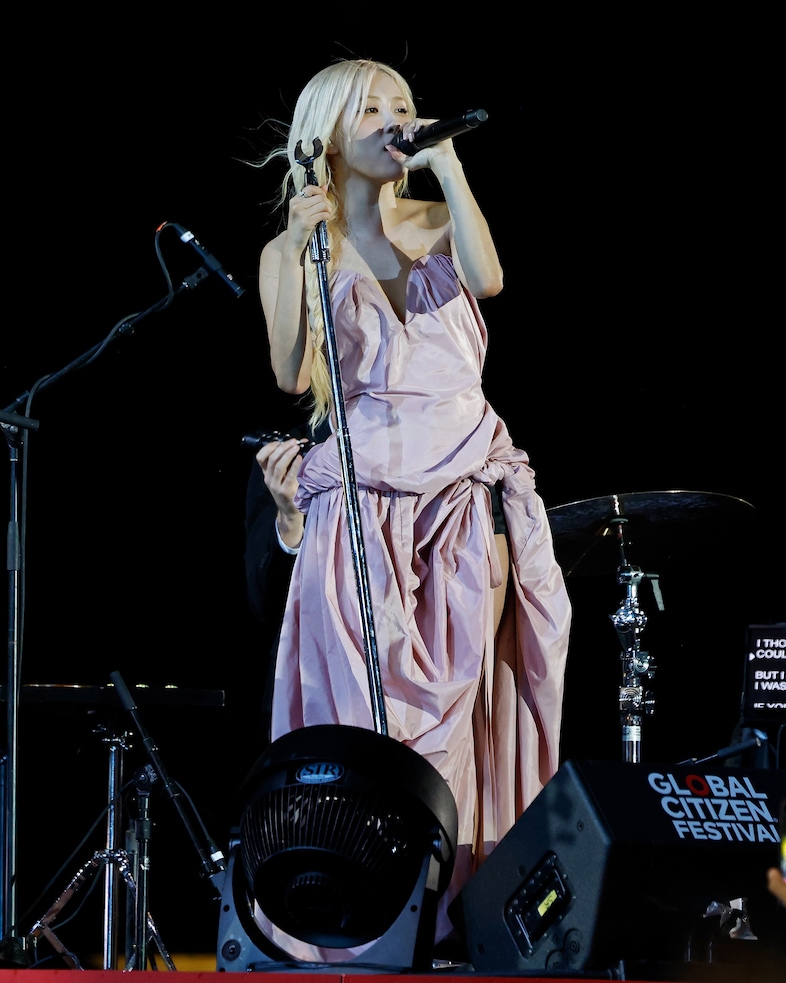 Rosé greatest fashion moments 2