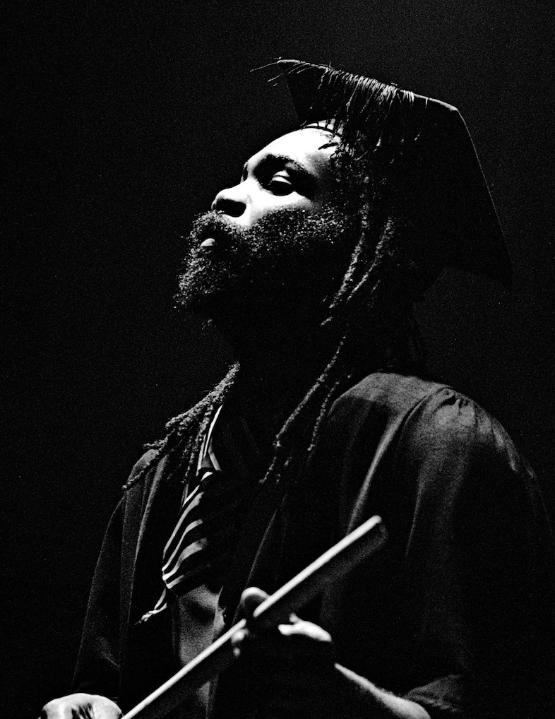 DC291_U11_TheMusicIsBlack_ABritishHistory_01 0