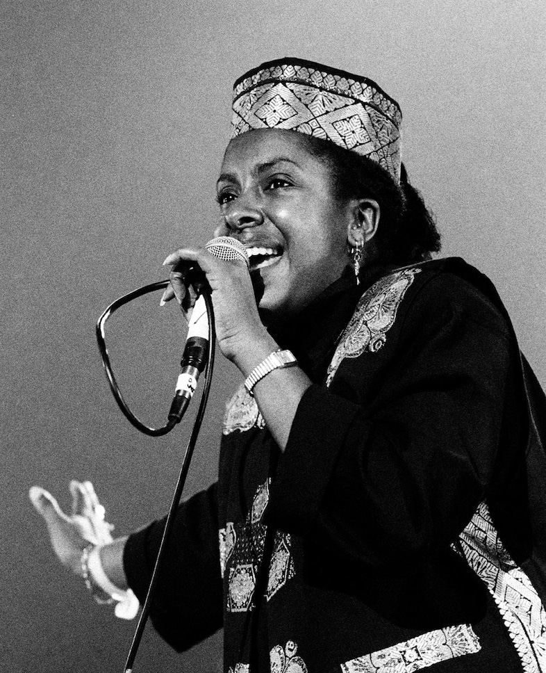 DC291_U11_TheMusicIsBlack_ABritishHistory_06 5