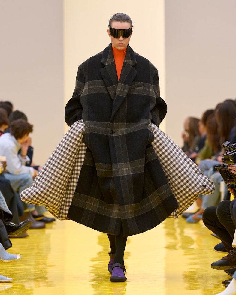 Loewe AW26 40